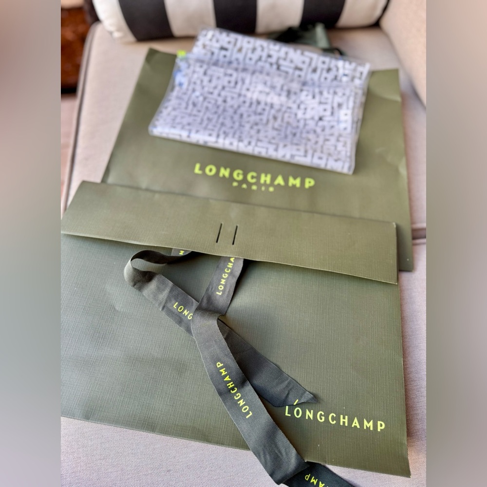 Longchamp Olive Green shopping bag and insert - Picture 4 of 6
